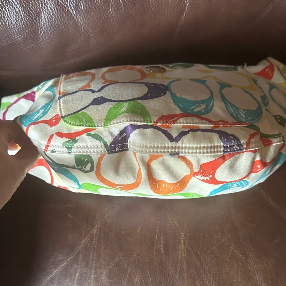 Coach Hampton Scribble Hobo bag - Picture 4 of 11